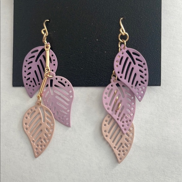 Leaf Drop Ombre Earrings in Purple and Pink NIP - Picture 1 of 2